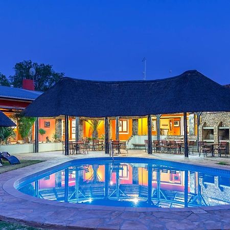 ווינדהוק Auas Safari Lodge מראה חיצוני תמונה