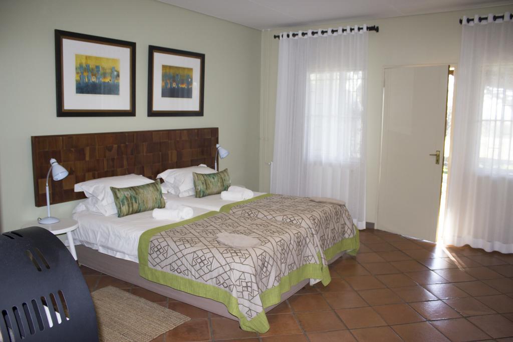 ווינדהוק Auas Safari Lodge מראה חיצוני תמונה