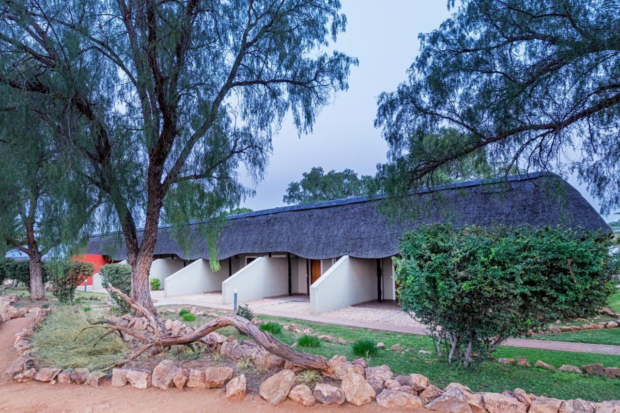 ווינדהוק Auas Safari Lodge מראה חיצוני תמונה